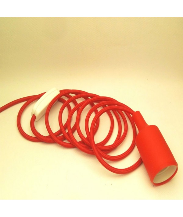 Lampada Spinello Siliconico E27 con portalampada in silicone rosso è filo in cotone rosso primo piano