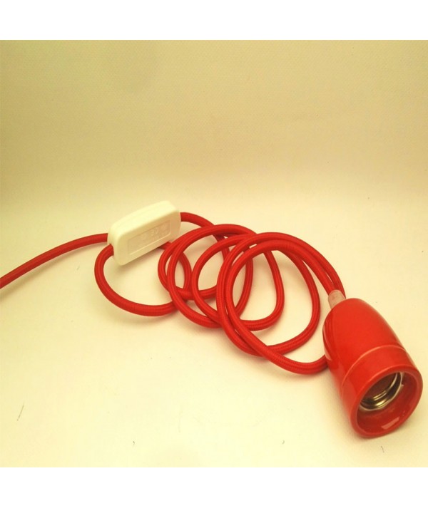Lampada Spinello Ceramico E27 di Filotto con portalampada in ceramica rossa e filo in tessuto rosso