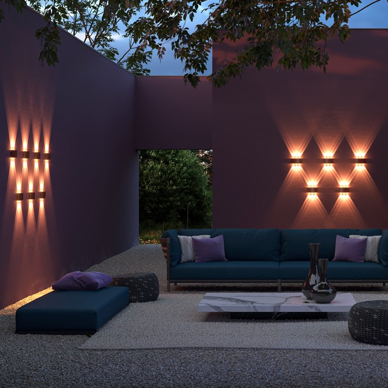 Lampada outdoor da parete nera strato maytoni piccola