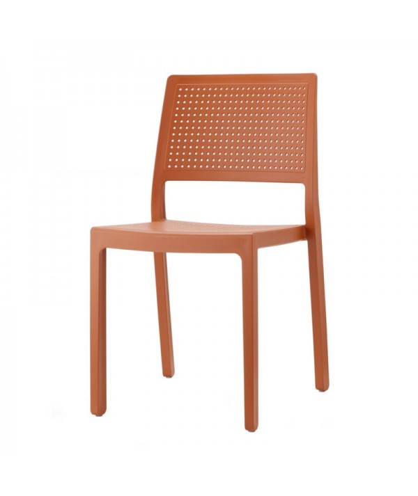 Sedia Emi da esterno di color terracotta