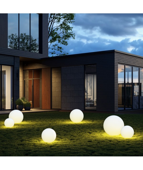 LAmpada da terra per outdoor Erda bianca maytoni