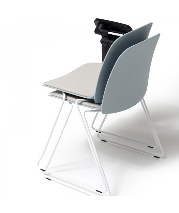 sedia kire con tavoletta nera in nylon con telaio a slitta in metallo bianco