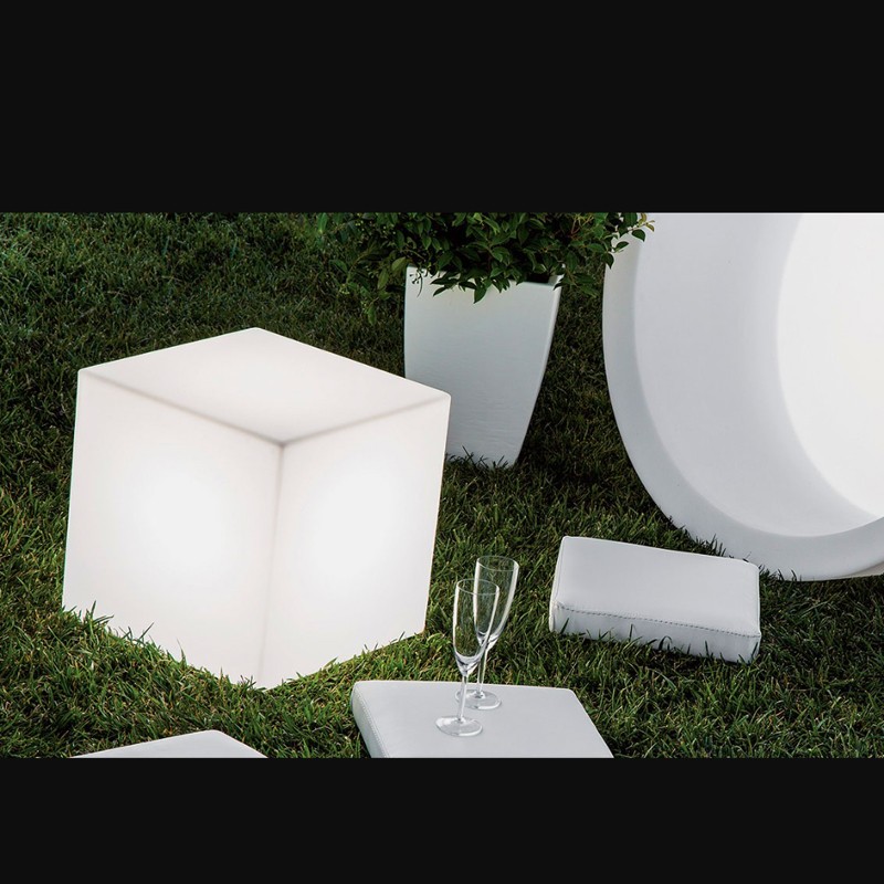 vaso che si illumina di colore bianco di 40 cm vaso che si illumina di colore bianco di 40 cm
