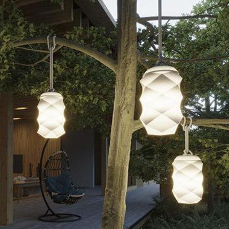 Lampada a sopspensione per esterno Lampada a sopspensione per esterno
