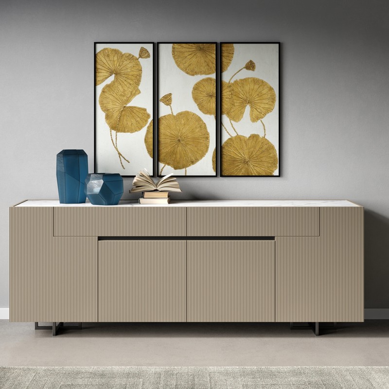credenza in Cannettè di Grilli credenza in Cannettè di Grilli