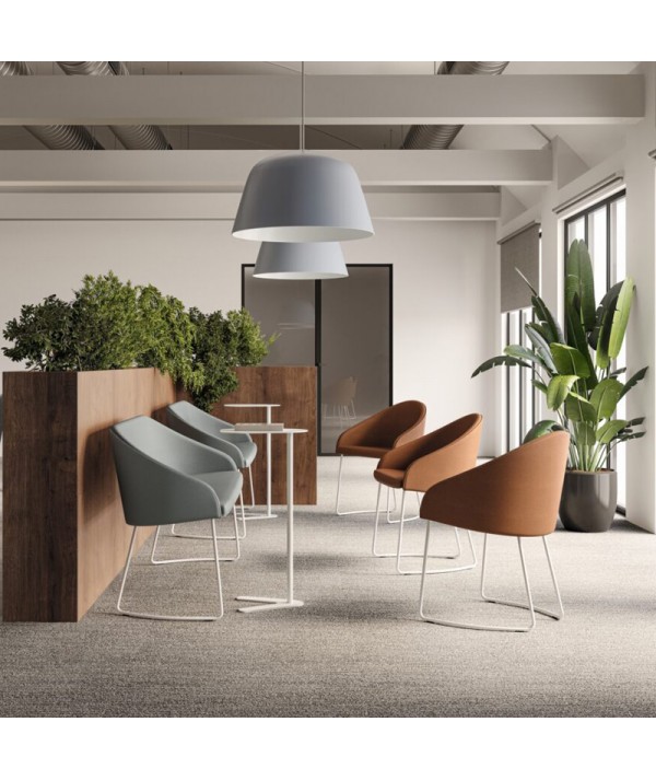 Poltroncina Kameo monocolore a slitta