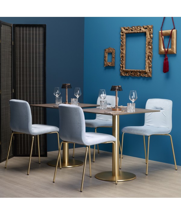 Alice pop in velluto e struttura ottone