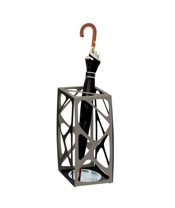 Portaombrelli Basket di Pezzani realizzato in acciaio verniciato grigio ardesia con comoda vaschetta salva gocce in accaio inox 