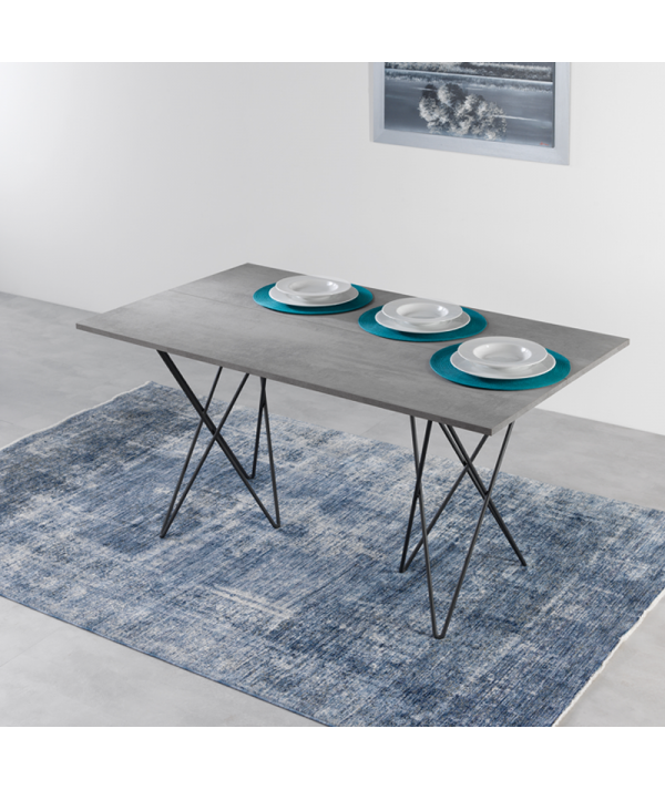 Tavolo Consolle in laminato cemento aperto ambientato