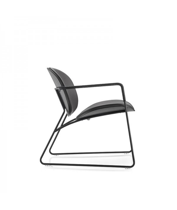 sedia con braccioli tondina lounge nera ecopelle profilo