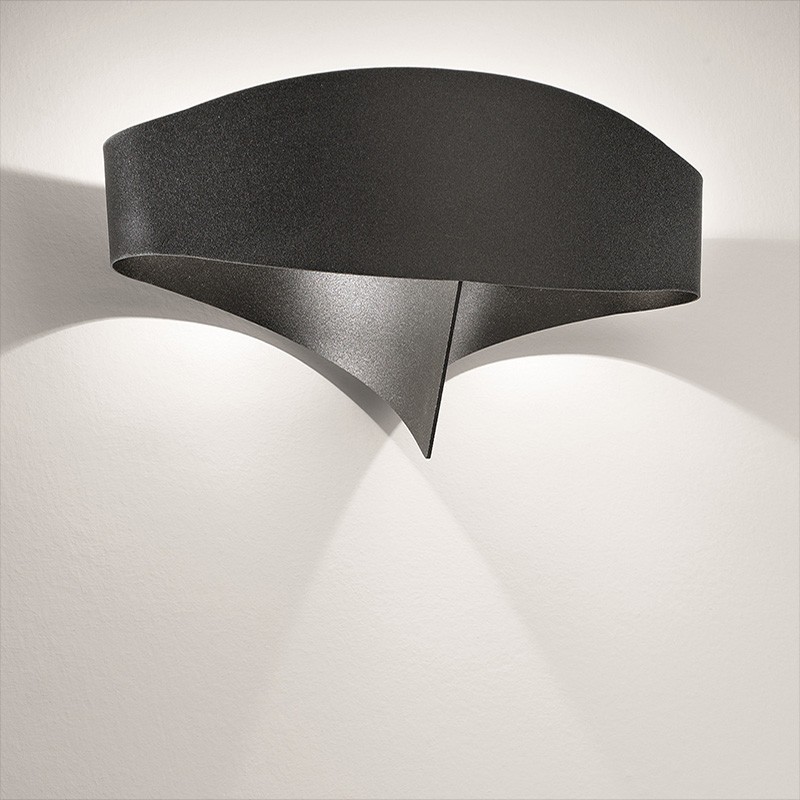 applique scudo di selène nero