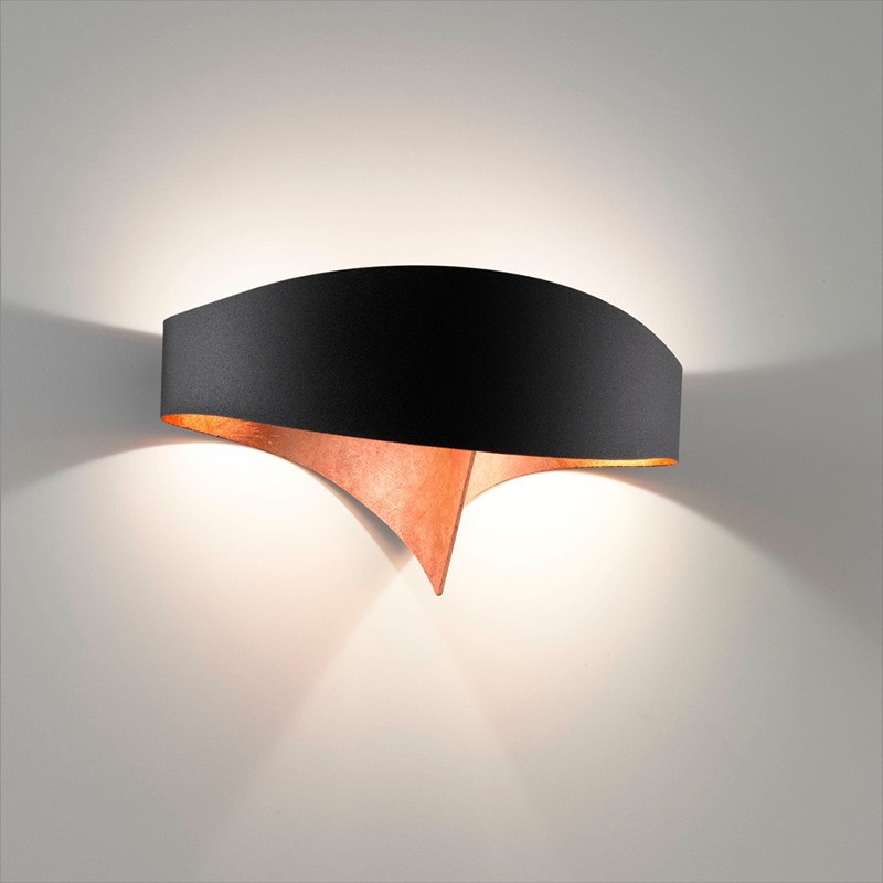 Applique Scudo Bicolore Nero e Foglia Oro di Selène Applique Scudo Bicolore Nero e Foglia Oro di Selène