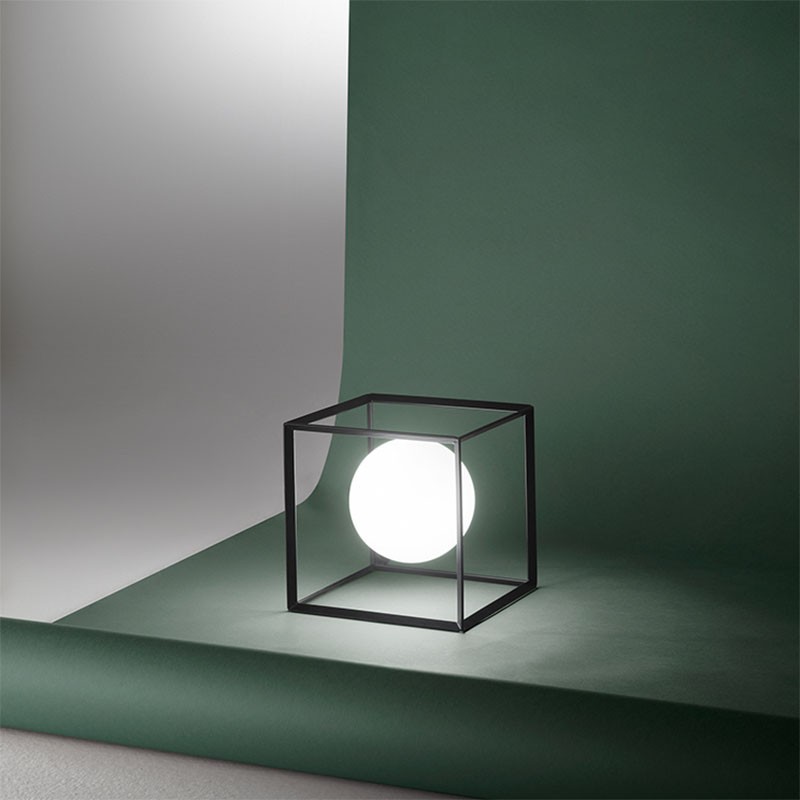 Lampada da Tavolo Cube Nero di Perenz Lampada da Tavolo Cube Nero di Perenz