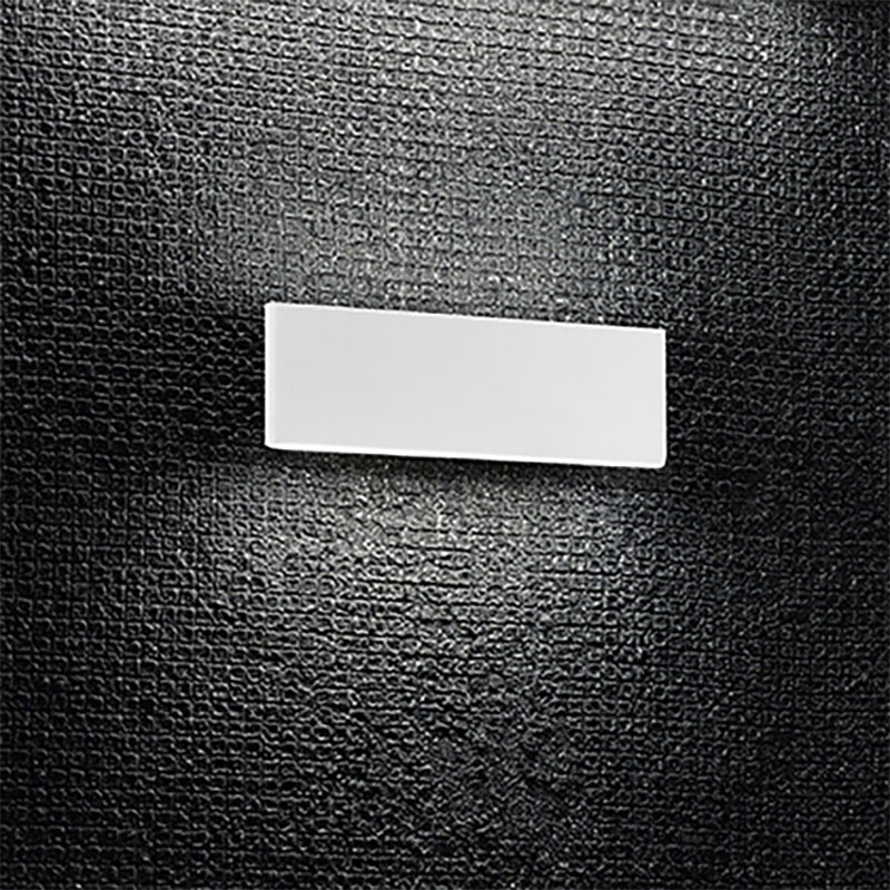 Applique Plank Piccola  di Perenz