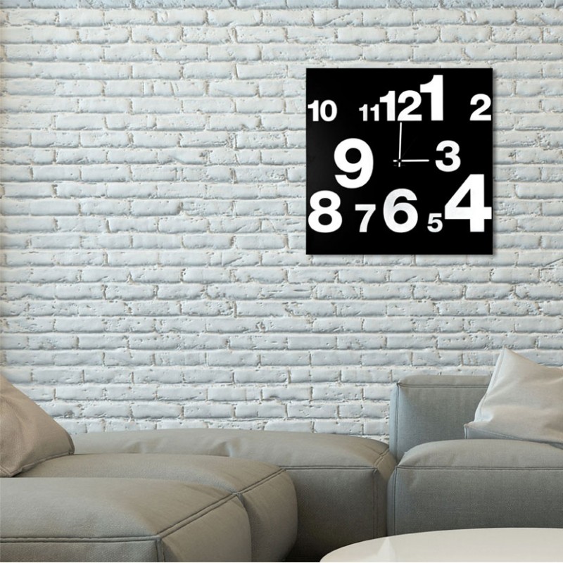 Orologio da parete Numbers realizzato su lamiera di metallo nero serigrafata a mano Orologio da parete Numbers realizzato su lamiera di metallo nero serigrafata a mano