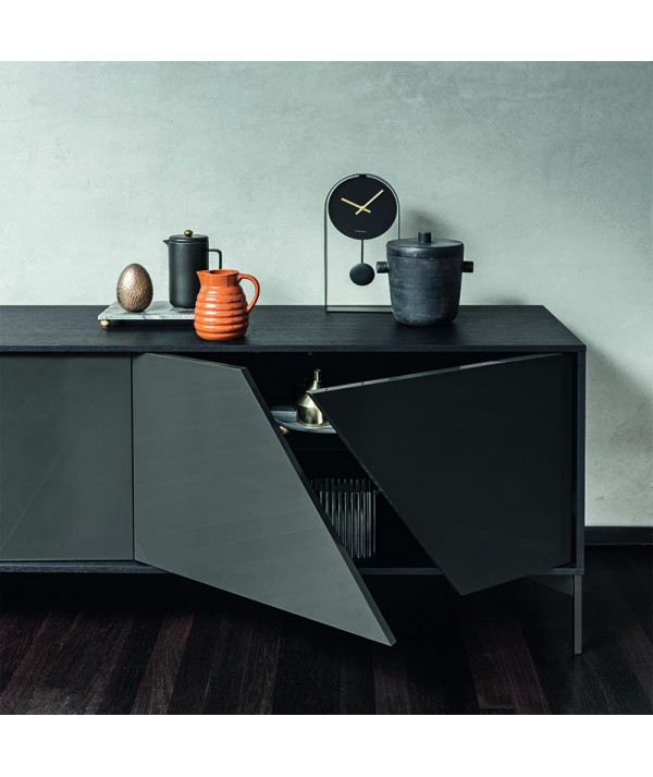credenza di alf dafrè con ante oblique