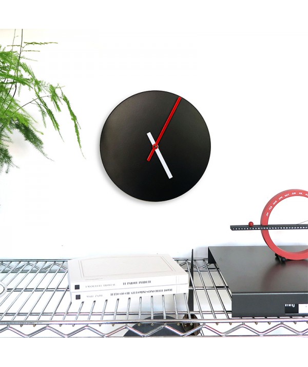 Orologio da parete Trendy ambientato